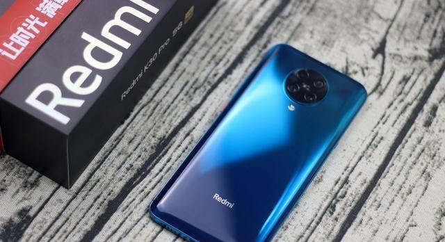 vivo X Fold5正式发布，售价6999元起|界面新闻 · 快讯
